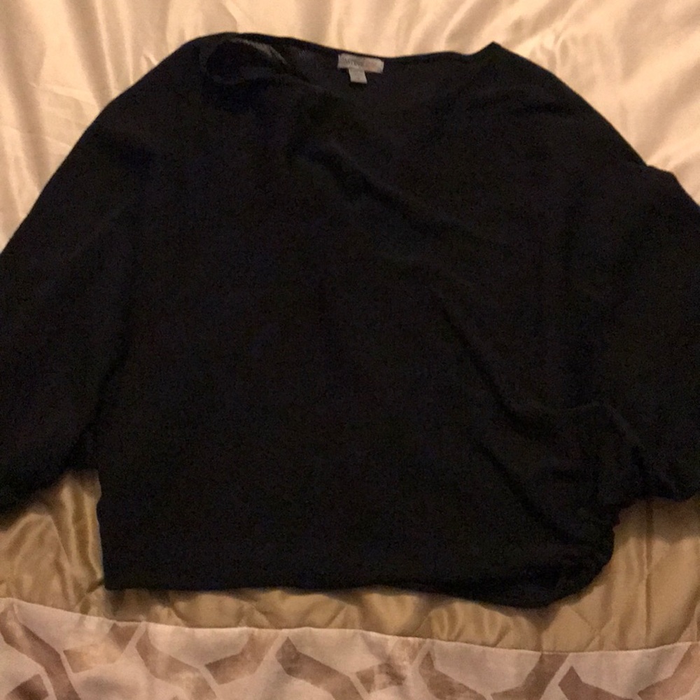 Black cropped top